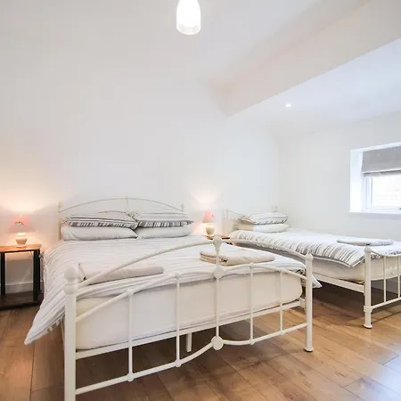 Vakantiehuis 6 - Ukc3183