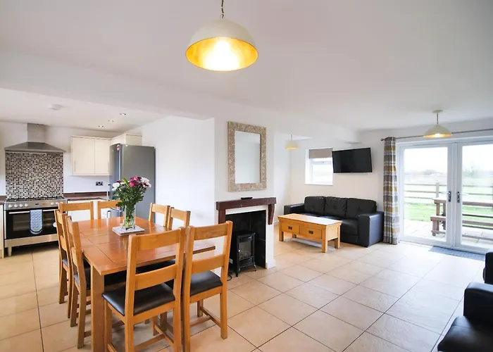 6 - Ukc3183 Holiday home *