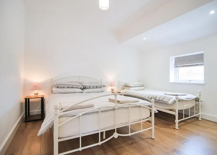 Holiday home 6 - Ukc3183